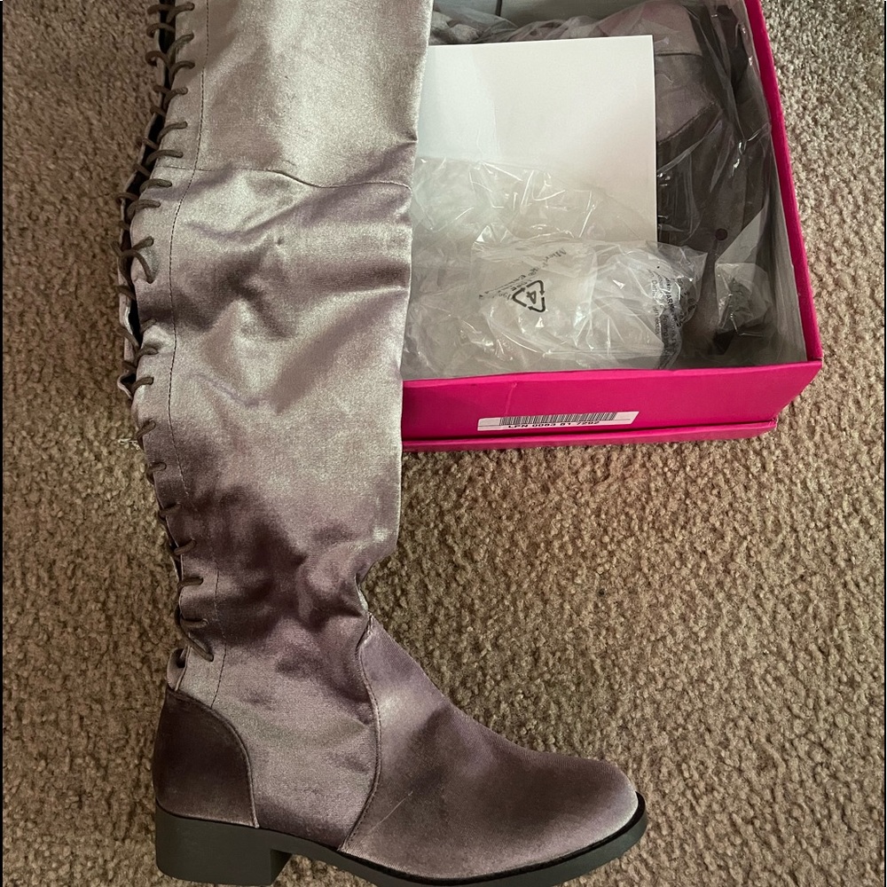 Size 9 tall boots